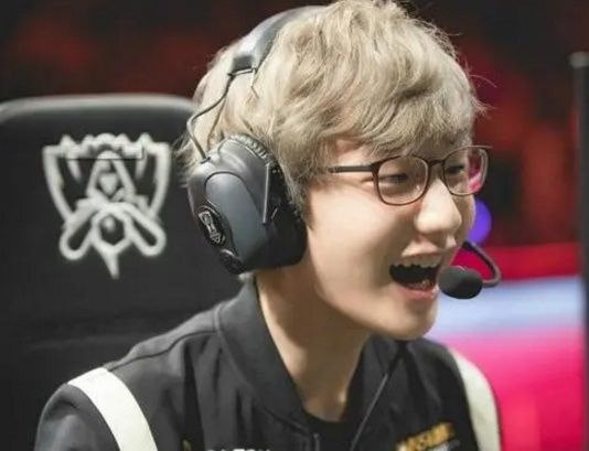 而一炮而紅 而一炮而紅