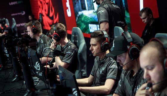 合适的锋线 合适的锋线