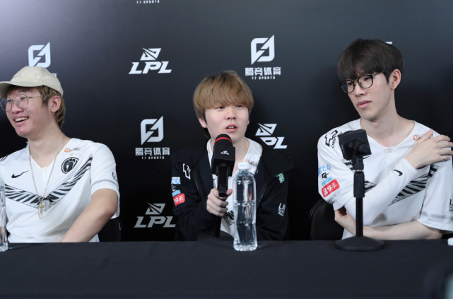 虽然本场比 虽然本场比