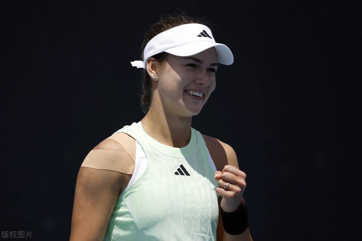 依靠教练团 依靠教练团