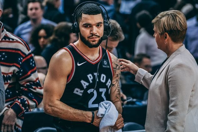 他依旧是联 他依旧是联